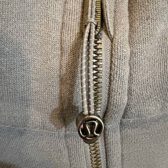 Lululemon Scuba Oversized Hoodie - Picture 6 of 9